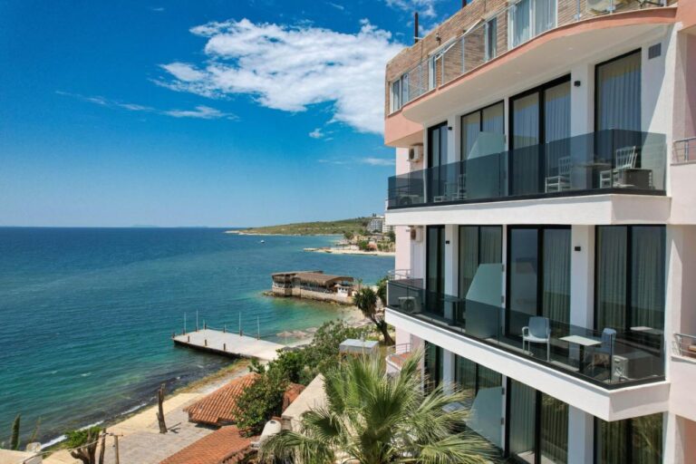 Hotel Piccolino in Sarande outside view of the hotel