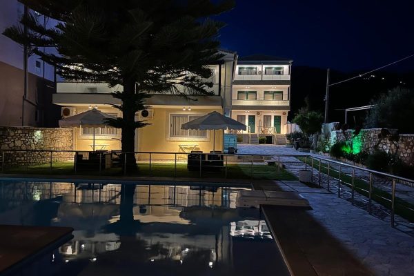 Dimitri Hotel in Himare poolside at night