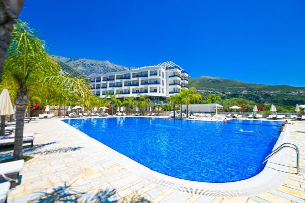 Elysium Hotel in Albania with a clearer view of the big swimming pool the hotel has