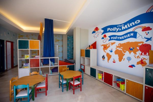 Grand Blue Fafa Resort Spa in Albania the kidsclub