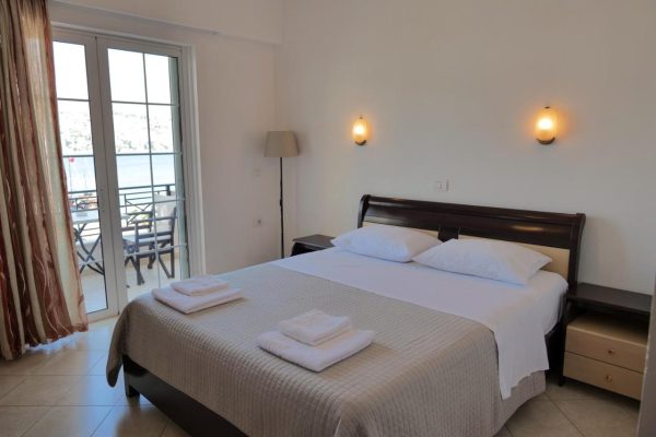 Hotel Mano in Sarande the double room with seaside view